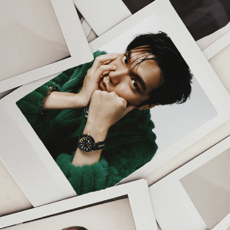 30/50PC Korean Idol Lee Minho  - مراجعة Korean Lifestyle Magazine وسعره