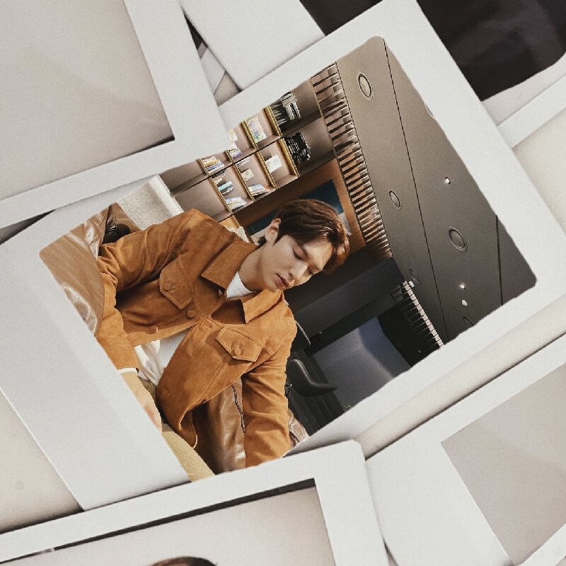 30/50PC Korean Idol Lee Minho  - مراجعة Korean Lifestyle Magazine وسعره